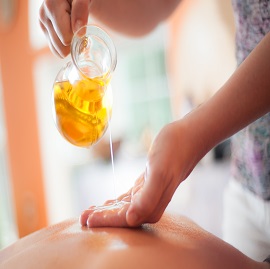 Best Hot Oil Massage 